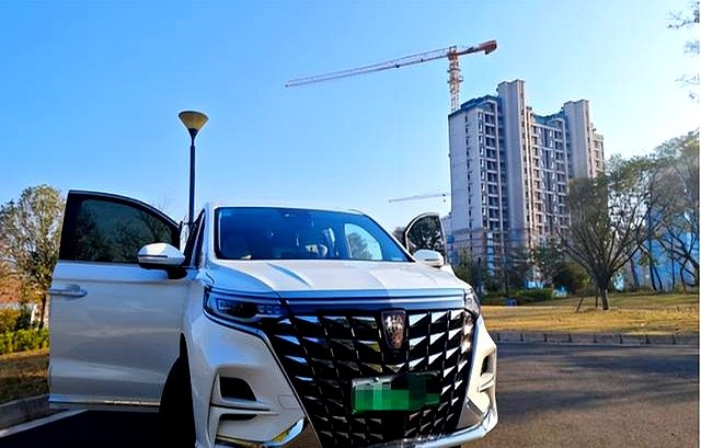 榮威iMAX8混動用車體驗:靜音省油兩不誤,家用神器?