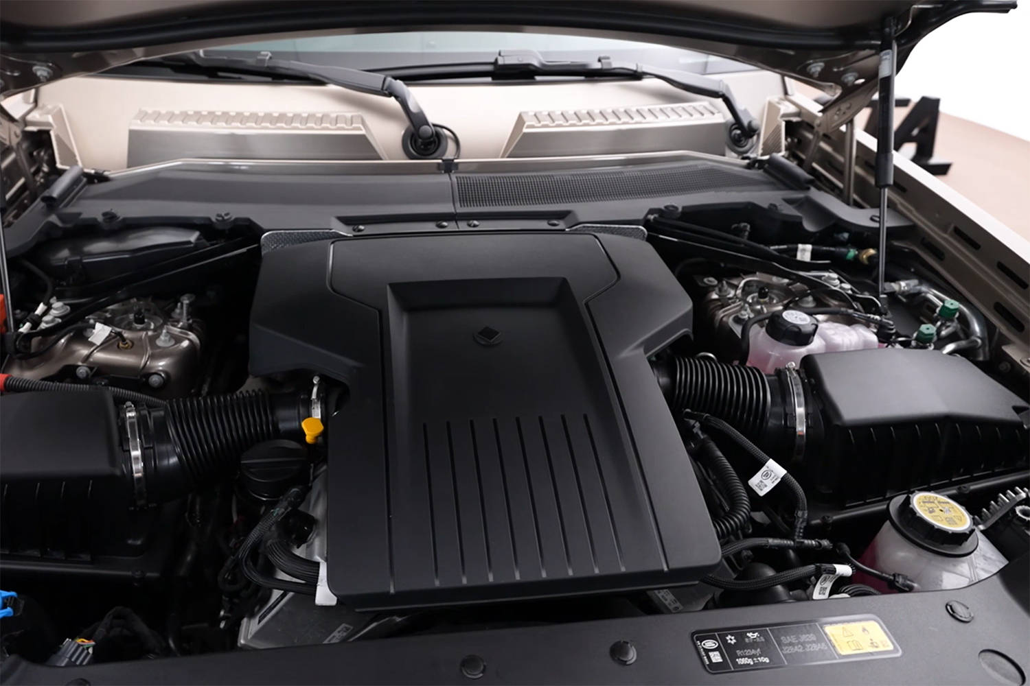 路虎衛士全新旗艦型號發布 從現在起忘掉“G63”吧