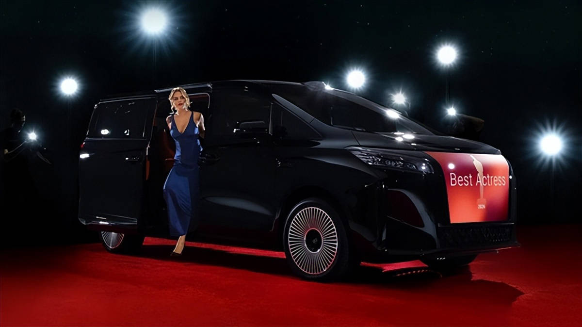 魏建軍躺著中槍,稀里糊涂,就成了賈躍亭的“幫兇”