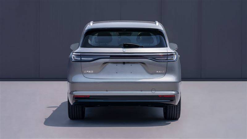 起價(jià)不到20萬(wàn),搭載華為ADS4,尚界H5提前鎖定爆款