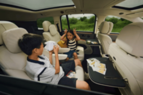 理想 i8 部分內飾官圖發布!將在 7 月 29 日完成上市