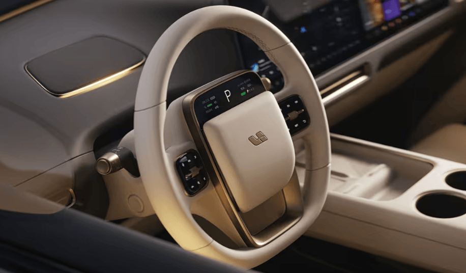 理想 i8 部分內飾官圖發布!將在 7 月 29 日完成上市