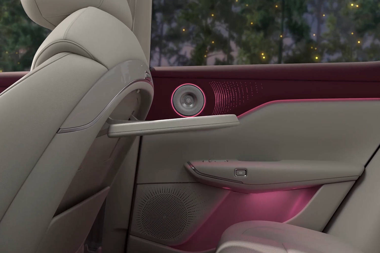 內飾全面煥新/搭載鴻蒙座艙5 新款嵐圖知音內飾曝光