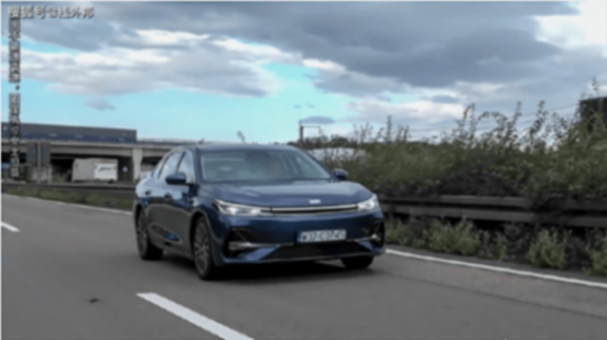 “中德混血”吉利造銀河A7,原來這么豪橫