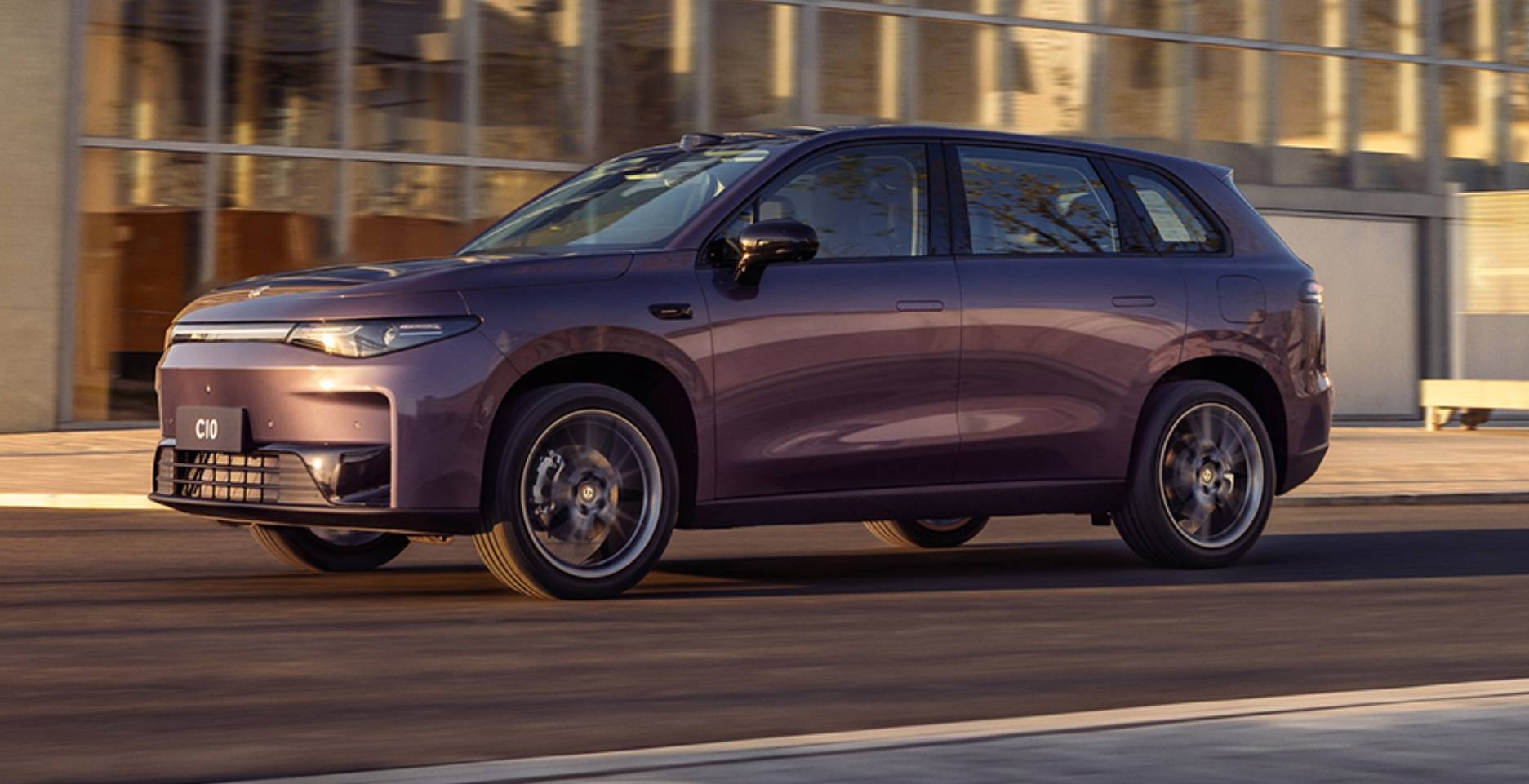 中型SUV市場變天了 6月銷量榜單出爐 9款銷量過萬 途觀L第二