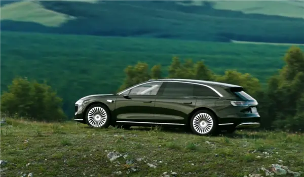 稱親自開上了陡坡 余承東曬享界S9T實(shí)車:顏值與實(shí)力并存 稱親自開上了陡坡 余承東曬享界S9T實(shí)車:顏值與實(shí)力并存