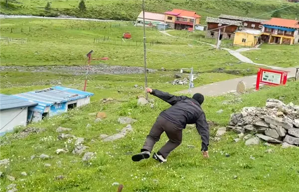 大疆Action 4被土撥鼠偷走 客服小姐姐都被逗笑了