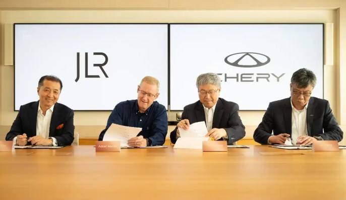 捷豹路虎,正是闖的年紀