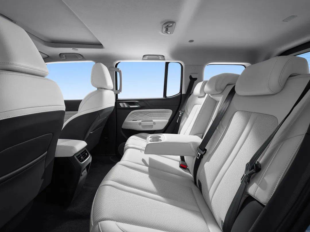 試駕2025款坦克300 Hi4-T:電驅越野新答案