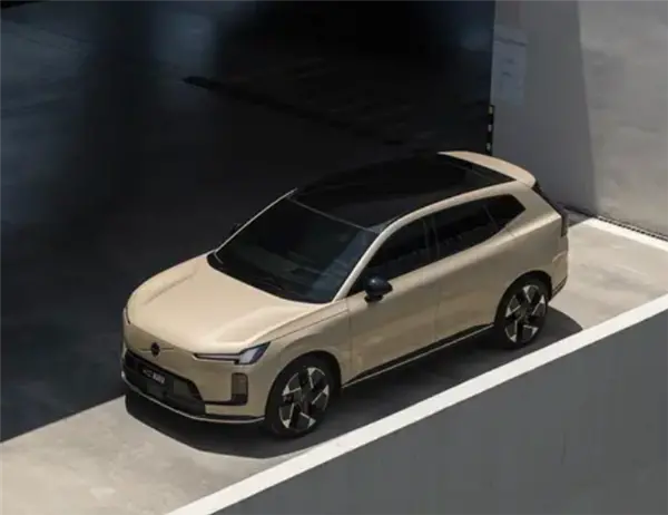 全新中型插混SUV！沃爾沃XC70官圖首發：8月開啟預售