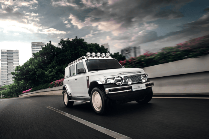 當工程師用游標卡尺丈量情懷:iCAR V23復古版如何把“爺青回”焊進鋼板里