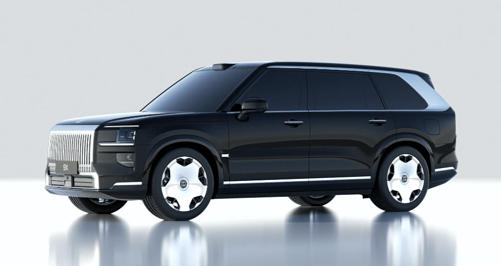 極氪\"0公里二手車\"風波 展車與二手車的邊界之爭