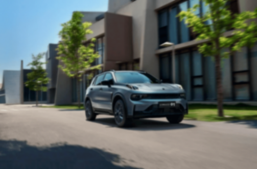 半年銷量超140萬輛背后,是吉利大象跳舞與新銳狂飆的平衡藝術