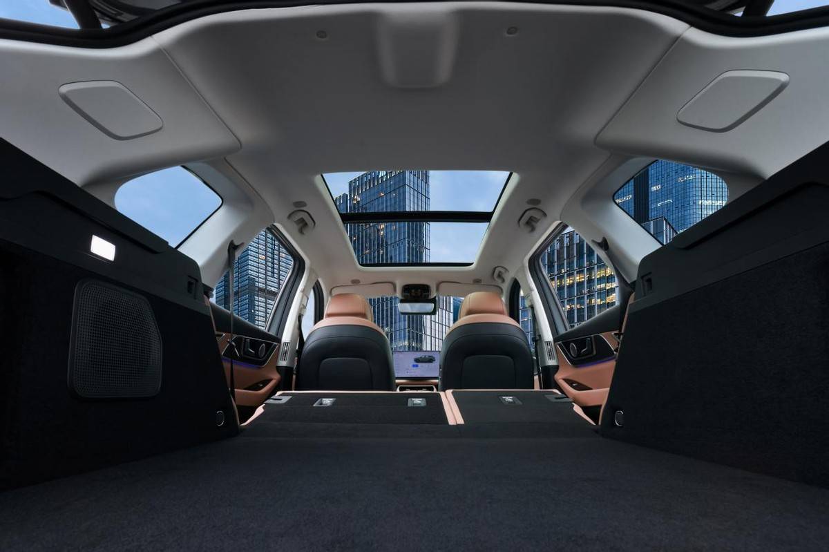 12.77萬開走環塔冠軍同款!瑞虎8L長虹版限時狂省2萬+8萬0息,錯過再無!