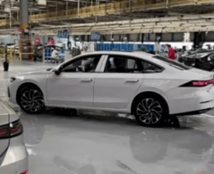 全新速騰L實車曝光!細節優化,配備隱藏門把手