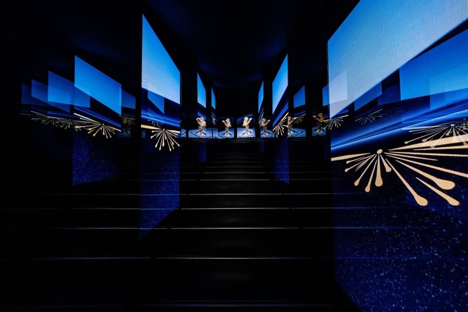 感受專定藝術(shù)魅力,勞斯萊斯汽車高級定制展開幕