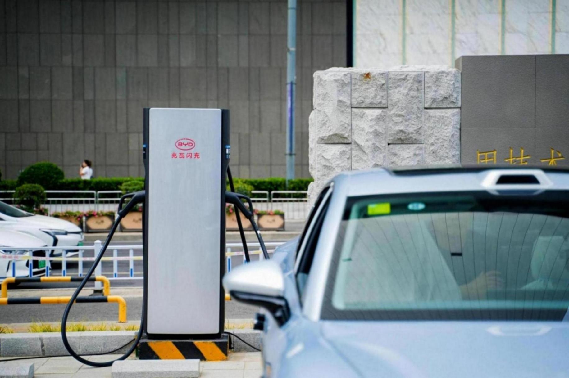 根本勸不住!很多人,只有買了插混和增程,才會心甘情愿買純電