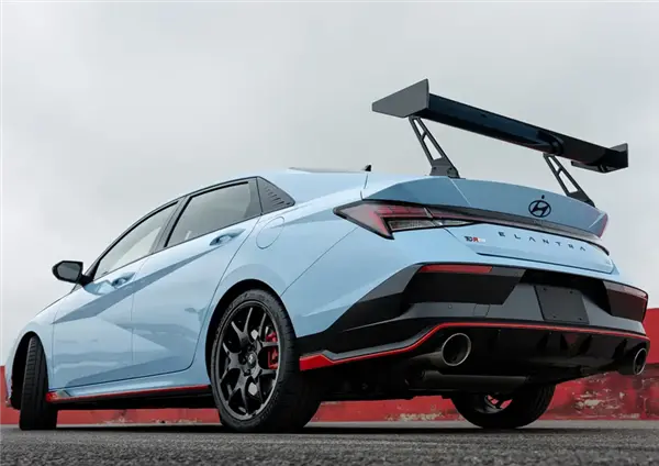 可合法上路的TCR賽車!現代伊蘭特特別版發布:提供6速手波 可合法上路的TCR賽車!現代伊蘭特特別版發布:提供6速手波