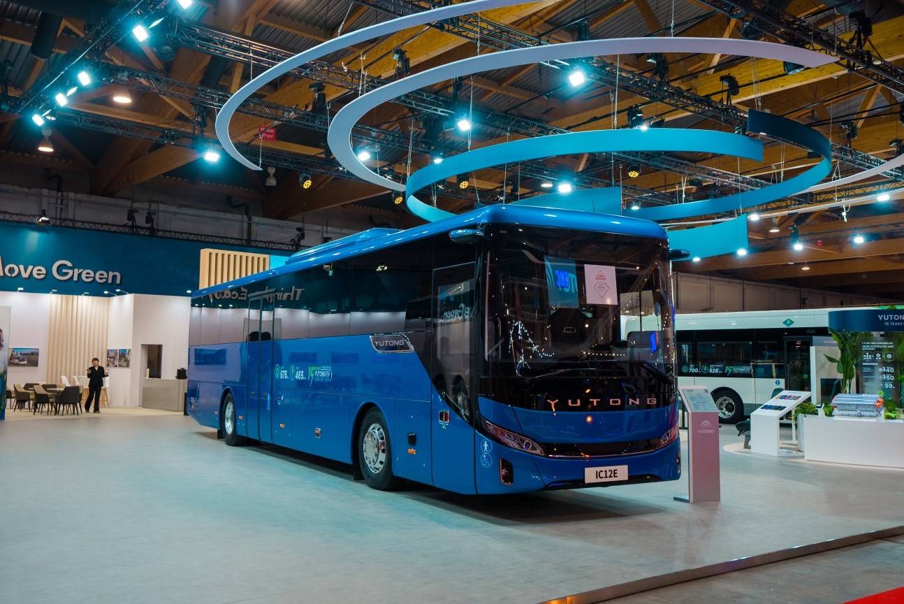 2025比利時客車展 | 宇通攜高端純電動車型亮相 斬獲七項大獎