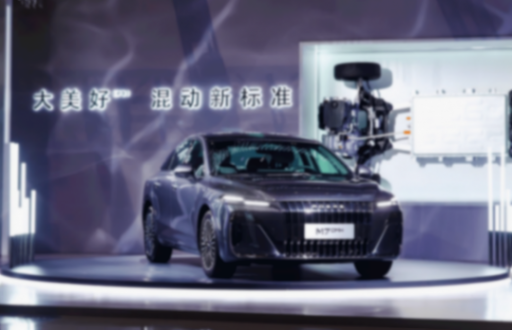 純電續(xù)航100km以下沒補(bǔ)貼,8.58萬榮威M7長續(xù)航一步到位