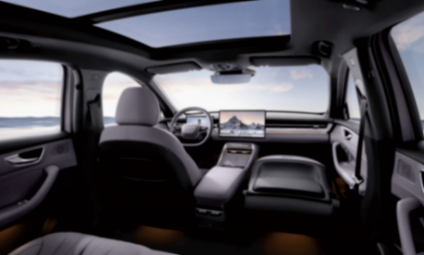 純電續(xù)航100km以下沒補(bǔ)貼,8.58萬榮威M7長續(xù)航一步到位