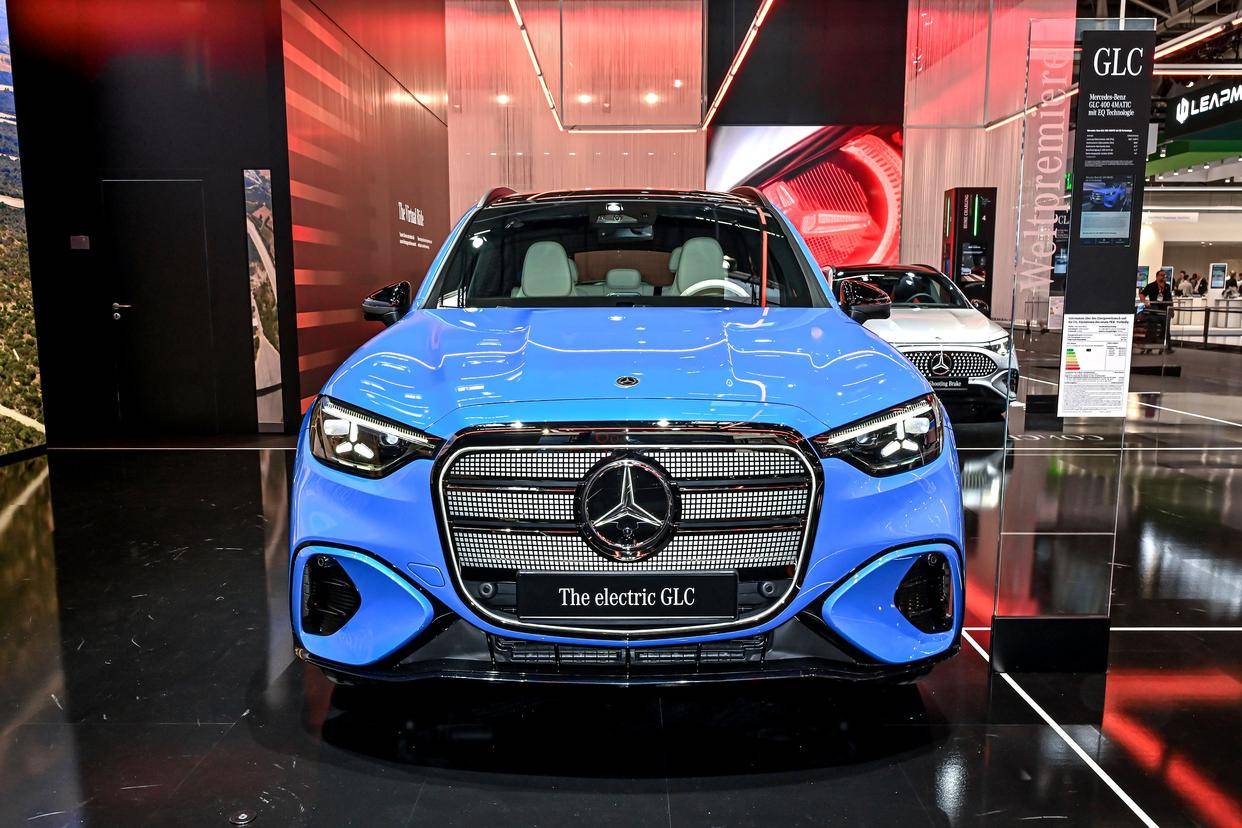 國產(chǎn)全新奔馳GLC EV諜照曝光 軸距或再加長