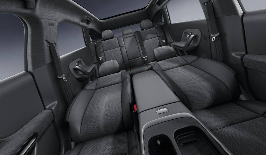 零跑Lafa5新車基于LEAP 3.5架構打造,定位純電緊湊型車,外觀延用零跑汽車家族化設計語言