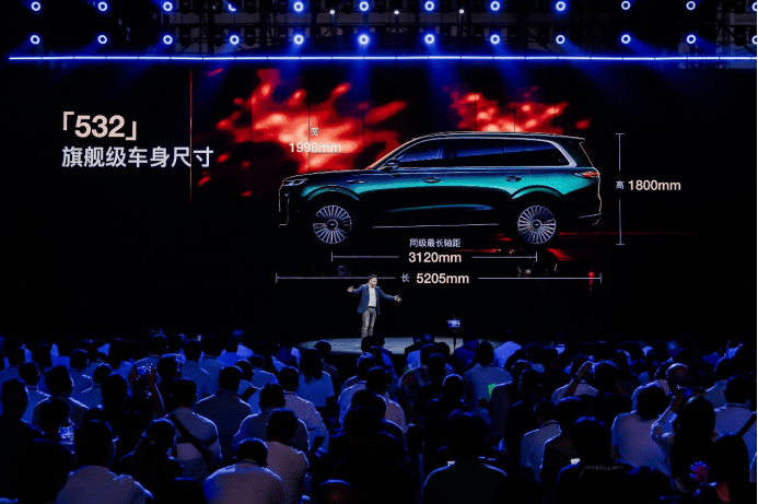 19.99萬元起,風(fēng)云T11入局高端SUV市場:入門即豪華