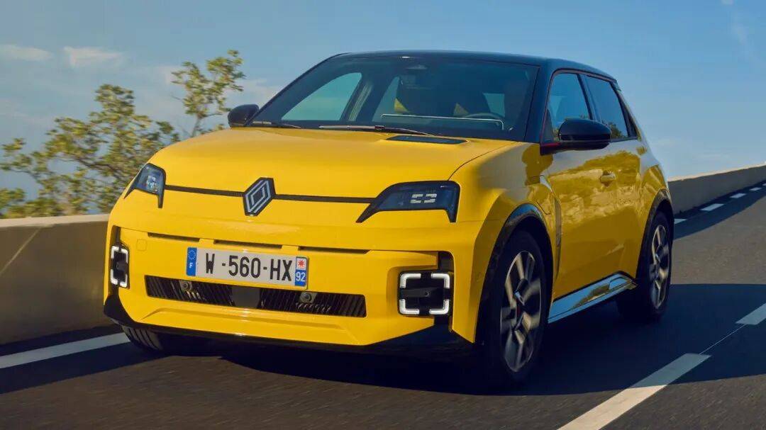 Stellantis、豐田、日產今年在英純電銷量占比難達標,或面臨每車最高1.5萬英鎊的“硬性”罰款