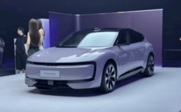 疑似奧迪E8諜照曝光,首款純電SUV,打小米YU7嗎?