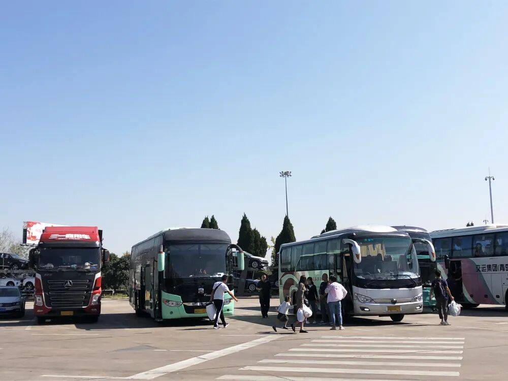 9月客車熱銷1.3萬輛:宇通破4000輛!遠程/安凱領(lǐng)漲,7家企業(yè)“雙增”