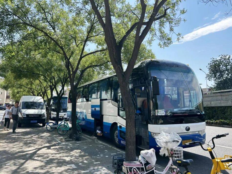 9月客車熱銷1.3萬輛:宇通破4000輛!遠程/安凱領(lǐng)漲,7家企業(yè)“雙增”