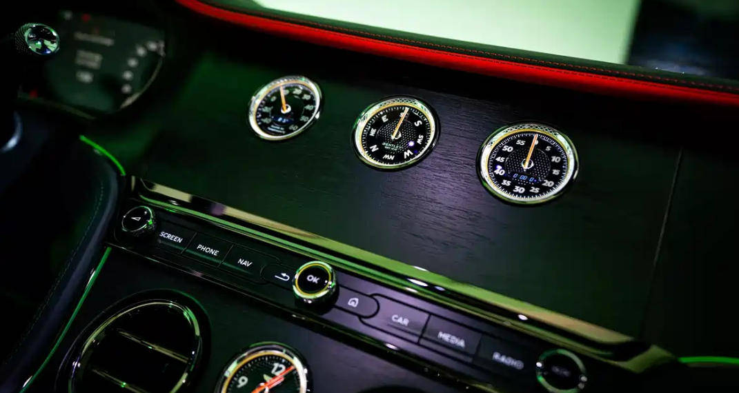 賓利添越S、歐陸GT Speed/GTC Speed特別版官圖發(fā)布