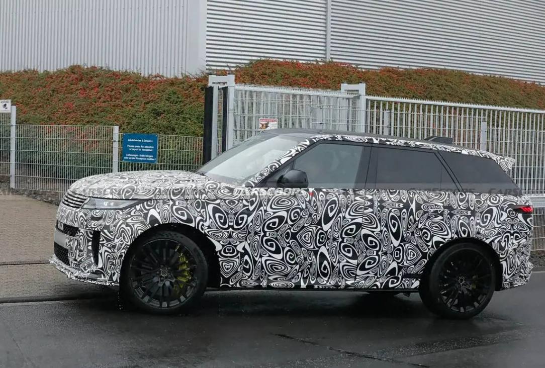 新款路虎攬勝運動SV諜照曝光 最快2026年年末發布