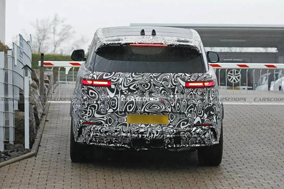 新款路虎攬勝運動SV諜照曝光 最快2026年年末發布