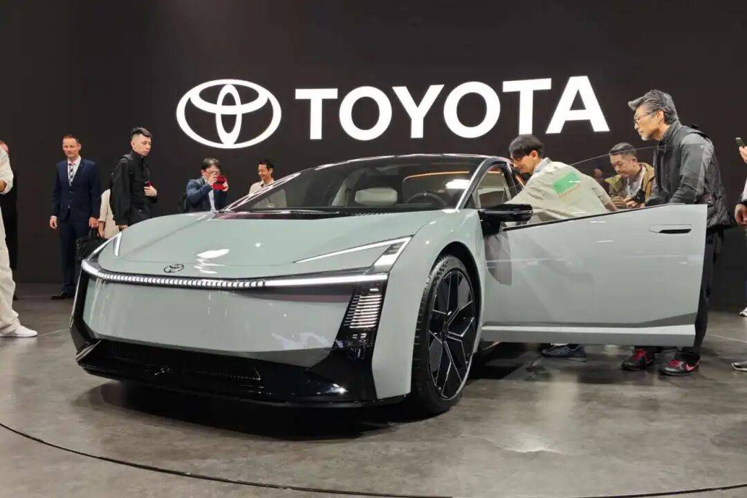 豐田是世界第一大車企,其在全球布下的稠密產業生態圈,能量之大至今是所有人所艷羨的