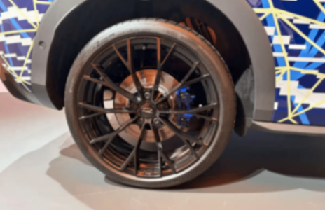 又出性能鋼炮,搭載2.0T發動機333馬力,大眾T-Roc R預告圖發布