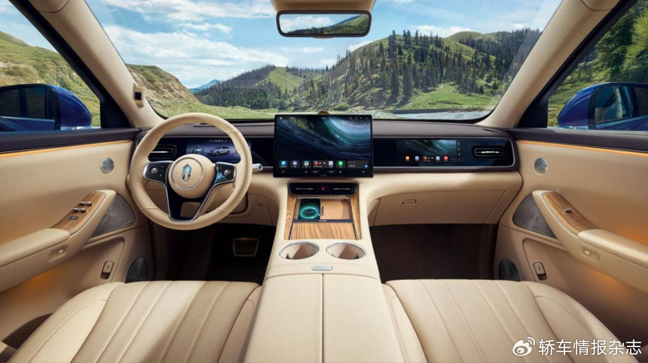 斬獲多個行業獎項 全新問界M7亮相廣州車展收獲超高人氣