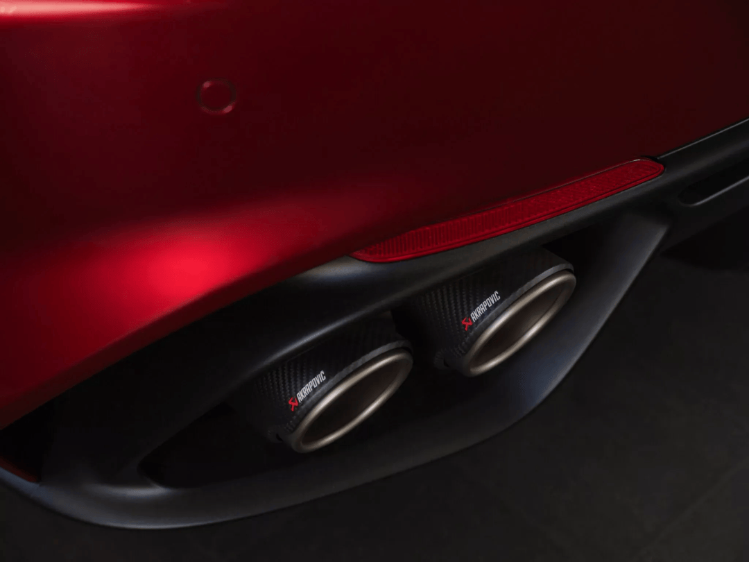 全球限量63臺,國內可售,阿爾法·羅密歐發布全新Giulia與Stelvio四葉草收藏版