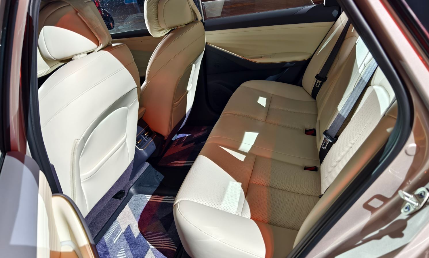 不到 10 萬起的合資插混!東風日產 N6 真能成同級標桿?