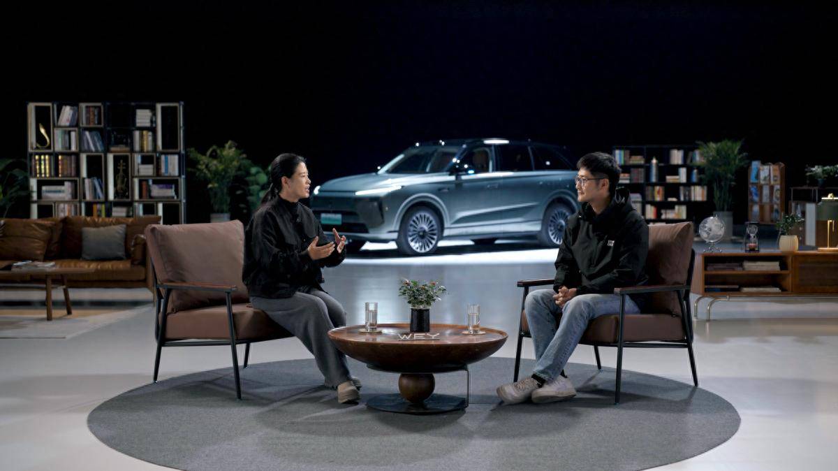 當(dāng) AI學(xué)會(huì)開車!全新魏牌藍(lán)山帶VLA大模型來了 實(shí)測老司機(jī)都服