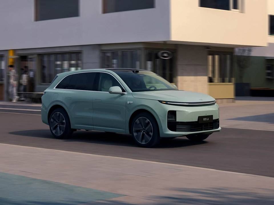 月銷2.4萬輛,鈦7把誰“鍋”端了?坦克300?這款車才是最大苦主